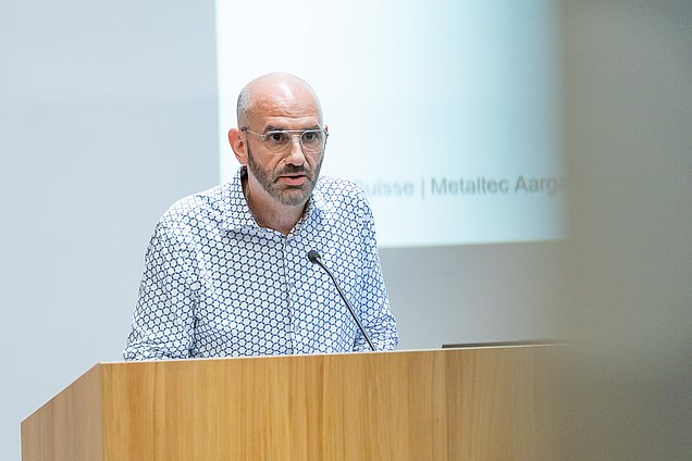 Matthias Kunz, Leiter Bildung beim BKS überbrachte eine Grussbotschaft.